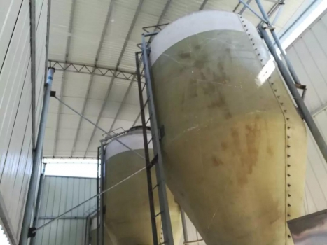 豬場發現丨給飼料塔加個“裝備”