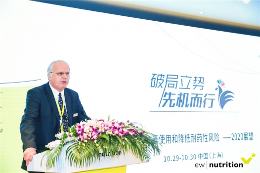 Michael Gerrits主持工廠(chǎng)開(kāi)業(yè).jpg