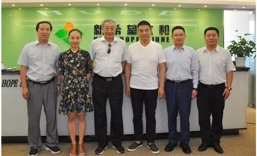 新希望六和總裁辭職 劉暢代行總裁職責